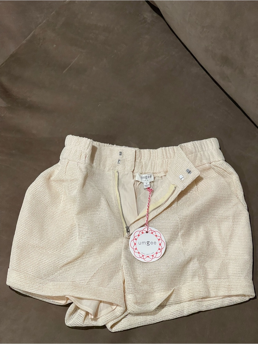 NWT Umgee Cream Textured Woven High Rise Shorts Size Small